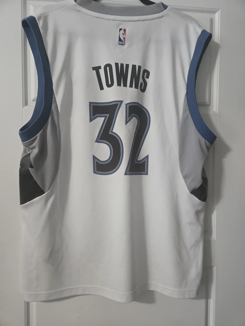 Adidas NBA KARL TOWNS White Minnesota Wolves Basketball Jersey  #32